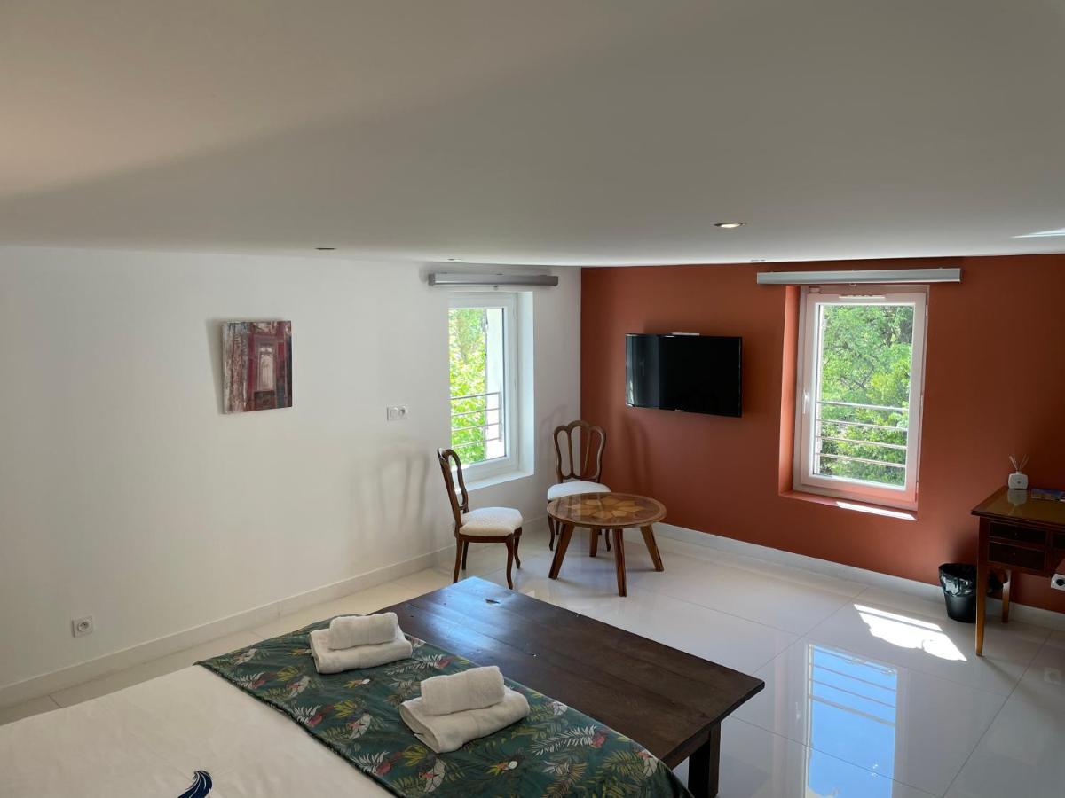 Domaine De Calypso & Suites - Adult Only Auriol Exterior photo